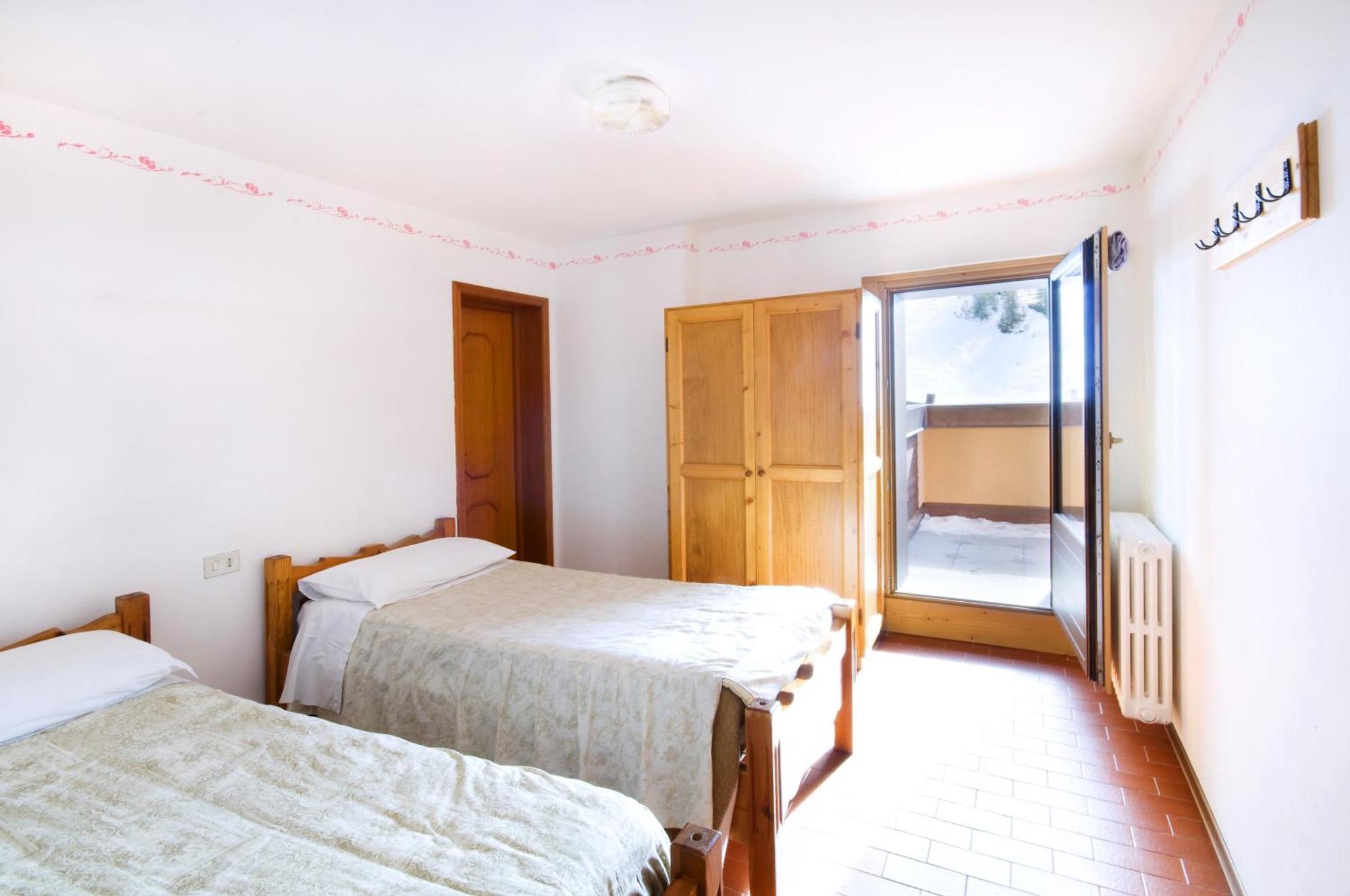 Chalet Dei Rododendri Vila Valdisotto Quarto foto